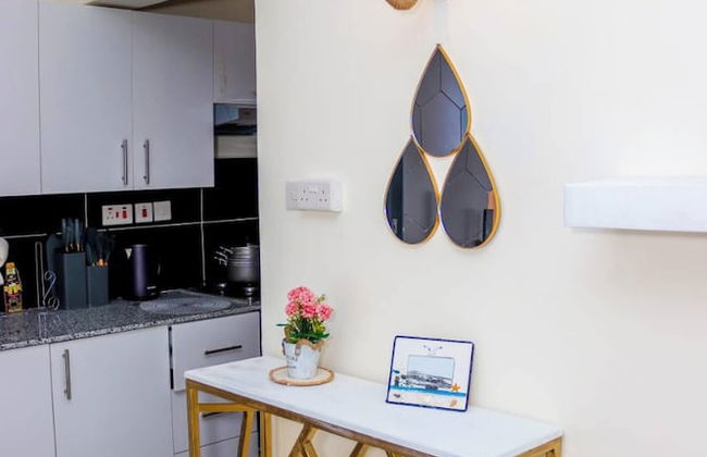 Four Fairlane Jkia Airport Loft - Foto 10