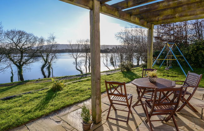 Shamrock Cottage - Photo 1