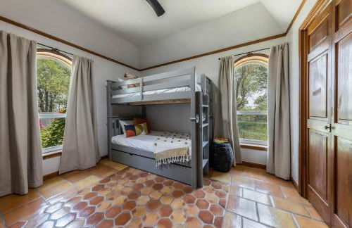 Magnificent 90-acre Texas Ranch Estate On San Marcos River - 5 Bedrooms - Newly Renovated & Professionally Furnished 9t Ranch By Boutiq - Foto 29