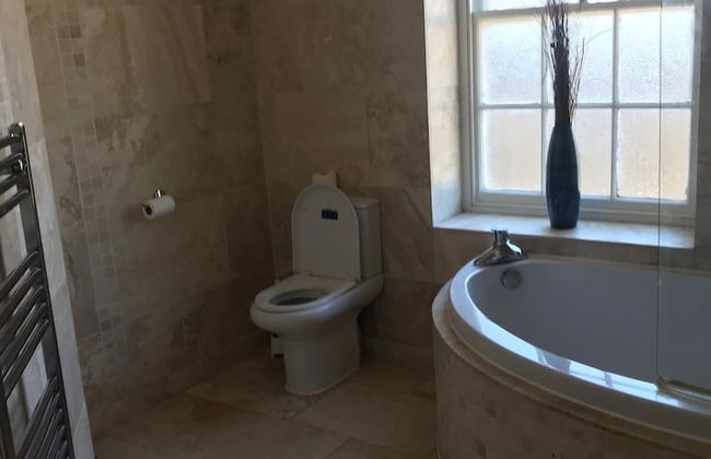 Ellison Hall - Foto 8