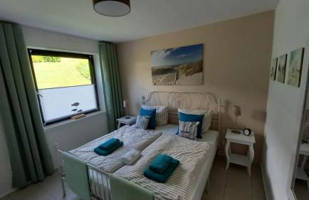 Ostsee-Feeling in Hohwacht - Kapitän NEMO - Meer- und strandnah - Großer Südbalkon - Blick ins Grüne - Foto 3