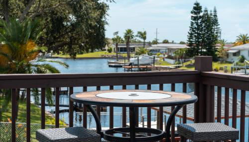 Waterfront Getaway and BBQ - Foto 4