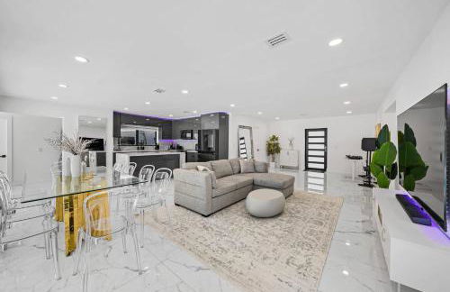 Two Neighboring Villas in The Heart of Miami - Foto 10