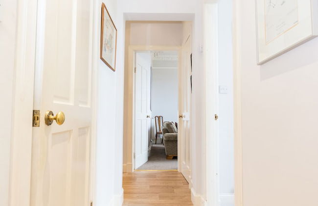 Beautiful City Center 2 Bed Apartment with Park View - Foto 17