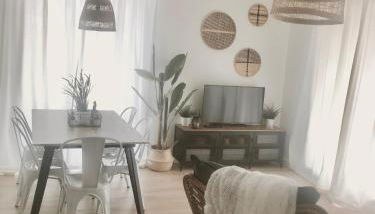 Precioso Piso Monzón Terraza, PARKING,PISCINA,zona de juegos - Foto 4