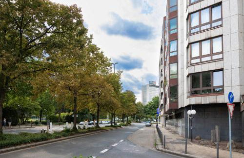 Rob's Suite - Zentrale Design-Suite am Opernplatz, 2 Zimmer, 2 Bäder und Top-Ausstattung - Foto 7