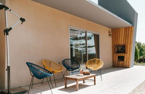 Villa Montplaisir 180m2, jacuzzi, parc de 20000m2 - Photo 2