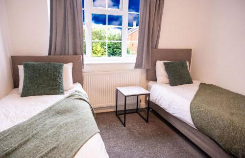 Conyngham Villa, Luxury Detached House, 6 Beds, 4BR,Large garden, Parking - Sleeps 8 - Foto 65