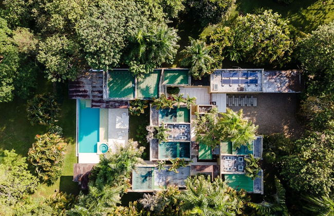 w Splendid 5BR Villa at Mesa de Yeguas - Photo 13