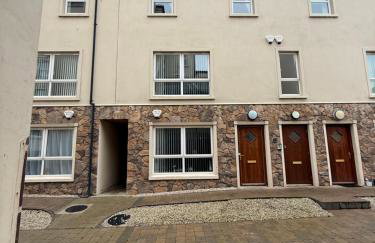 Ballycastle, Beachside Apartment - Photo 3