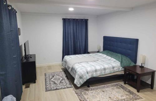 Spacious 4BR Home w Pool • Family Friendly - Foto 29