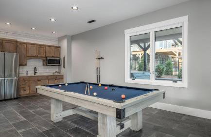 Blue Heron & Gray Fox by Avantstay 2 Lakefront Homes, Sleeps 44 Pool, Dock, Theater - Foto 82