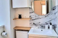 Studio Chic & Balcon - Hypercentre - Gare - Metro - Foto 16