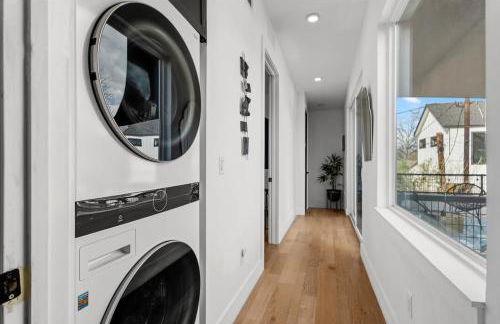 Stylish Austin Stay 3BR 2BA Pet-Friendly - Foto 29