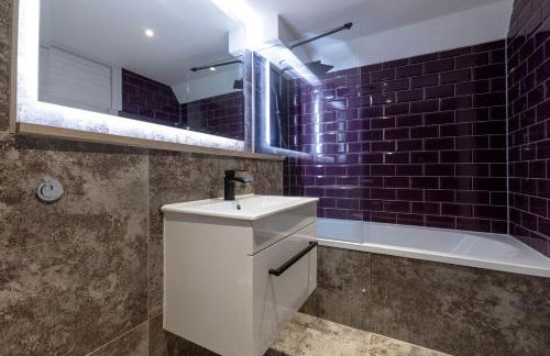 Palm Tree House Apartments - Photo 70