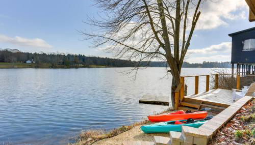 Victorian Lake Oasis Hot Tub Private Lakefront - Foto 4