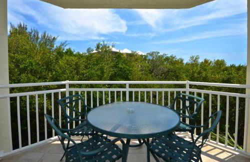 Sunrise Suites Big Kahuna Suite #202 - Photo 2