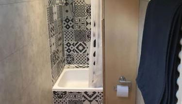 Captain's cabin: Cosy flat on a house boat - Foto 2