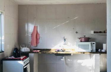 Casa Ampla com Piscina e Churrasqueira - Foto 3