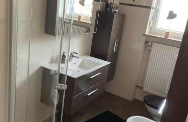 Möblierte Wohnung mit Balkon - Foto 4