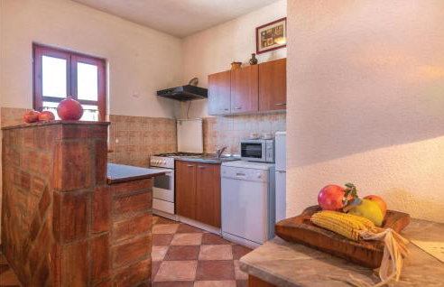 Beautiful Home In Hrboki With Wifi - Foto 18