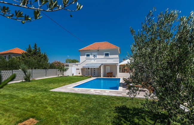 Serene Escape Near Zadar With Private Pool & Charming Outdoor Oasis - Foto 56