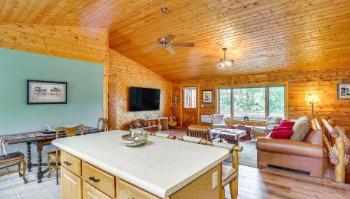 Dubois Riverfront Lodge with On-Site Fishing and Views - Foto 4