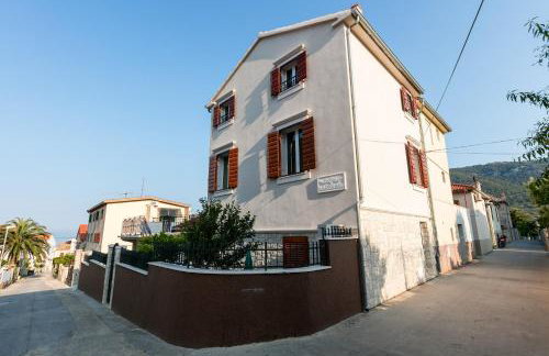 Apartments Kastelani - Photo 17