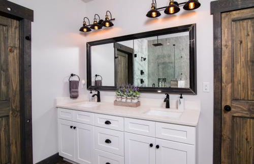 Cliff's Edge. New Build, Breathtaking Views, Luxury Stay Near Zion - Foto 16