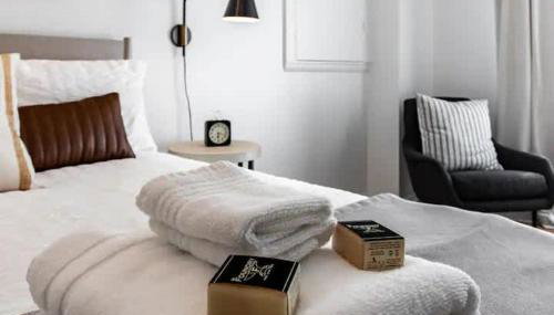 Cute 1Bed Loft at The Foundry - Steps to Riverside - Foto 2