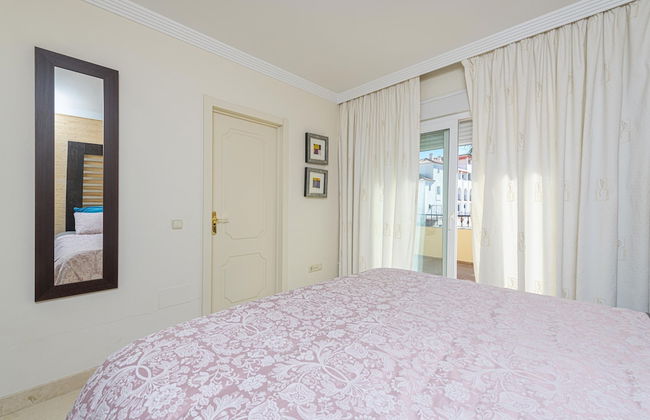 Villa Riviera in Urbanizaci n Riviera Sol - Photo 36