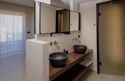 The Z Suites - Photo 21