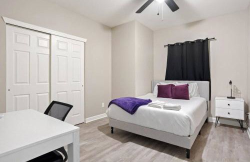 Chic Boho Retreat Near Downtown - Photo 52