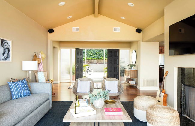 Parasol by Avantstay Hilltop Ocean View Escape w/ Large Patio & Shuffleboard - Foto 5