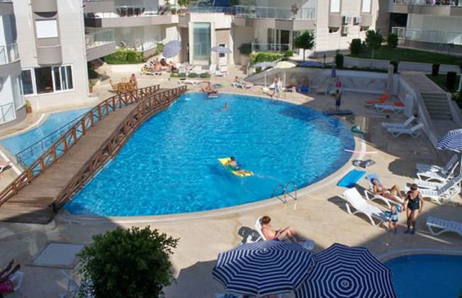 Spacious 2 Bed 2 Bath Home in one of Side's Most Popular Communities - Foto 20