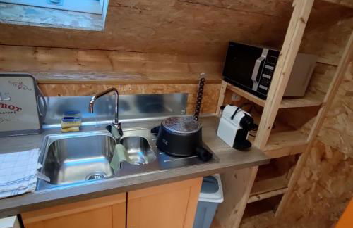 Appartement atypique avec piscine partagée. - Foto 14