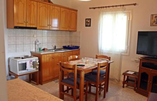 Guesthouse "Athina" - Foto 11