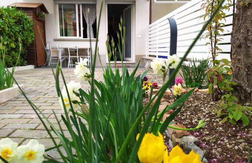 BHH Appartamento Signorini Bologna -wwwbolognaholidayhomecom- Parcheggio Riservato e Giardino - Holiday House Bologna Garden Parking - Foto 11