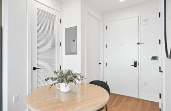 Posh Studio with Luxe Amenities in Prime Location! - Photo 3