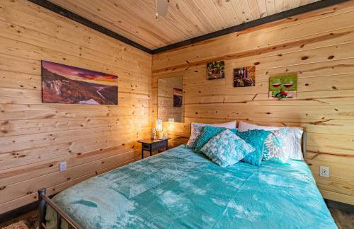 Wooded Circle - Barrel sauna, hot tub, fire pit - Foto 33