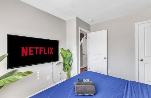 3BR Townhouse King Bed Garage Near NC State - Foto 16