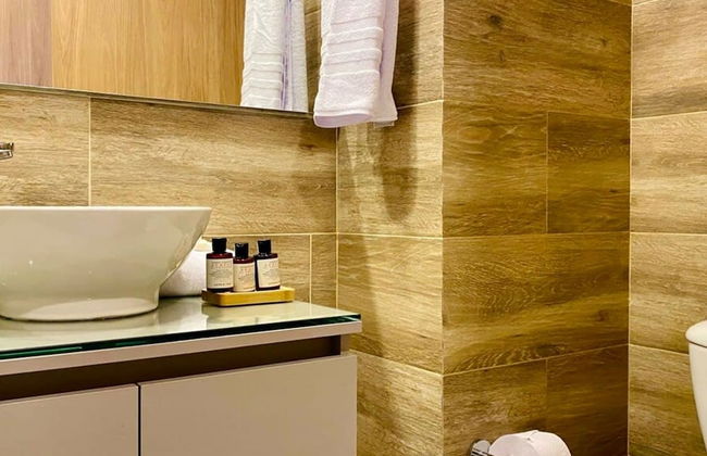 w Astounding Loft in Virrey - Photo 16