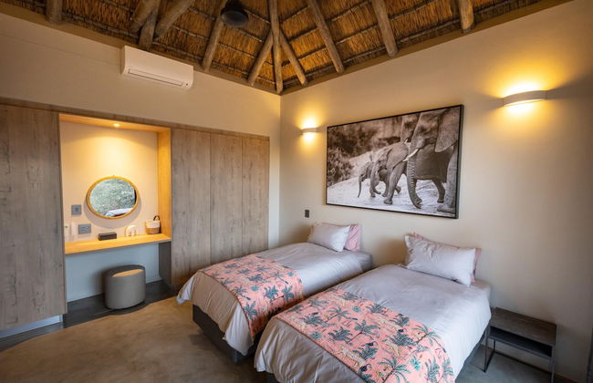 Villa Uthando Stylish Brand new Villa With Amazing Views - Photo 25