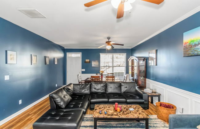 4 - Bed home, w/ Cali King Bed - 12 mins. to DTWN - Photo 45