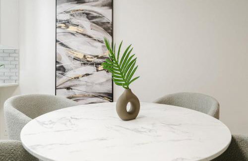 Luxury Waterfront Boca with Pool, Hot Tub and Boat Views - Photo 11