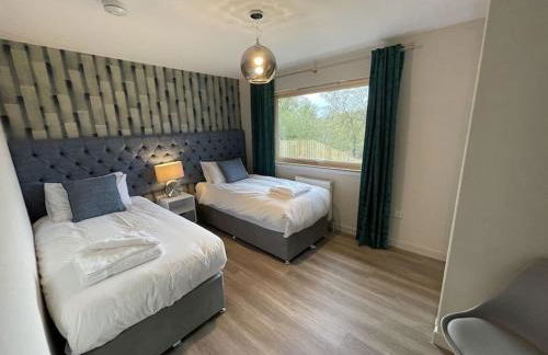 Hot tub lodge with stunning view - Foto 5