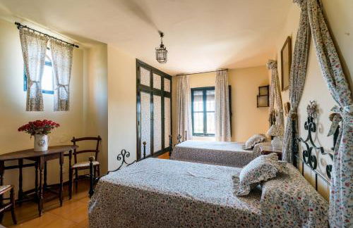 Cortijo El Carmen Finca El Revuelo - Photo 5