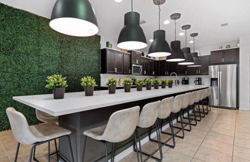 Comfortable Vacation Home Great Resort Pool/Spa Sleeps 20 - Foto 34