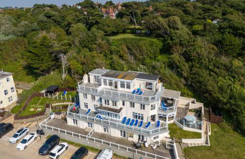 The Observation Apartment - Photo 11