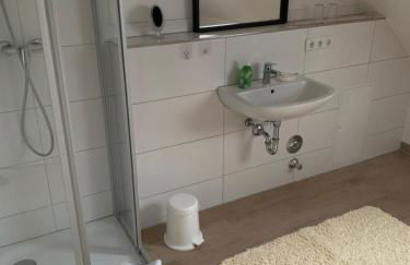 Ferienwohnung, 3 Zimmer, 100 qm, Betten trennbar 2. Stock - Foto 7